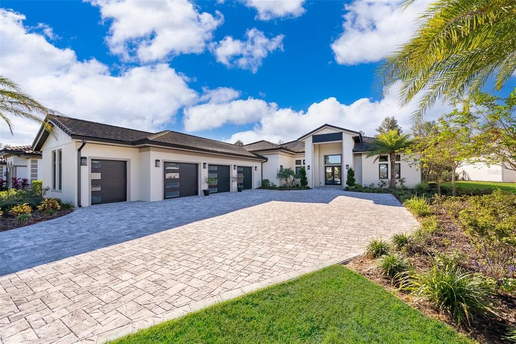 15144 PENDIO DRIVE, BELLA COLLINA, FL 34756