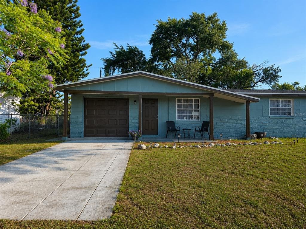 4823 LONGWOOD AVENUE, HOLIDAY, FL 34690