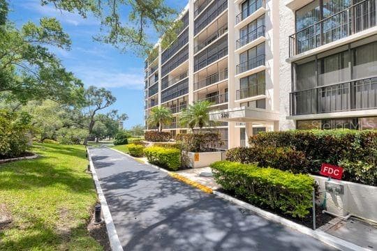 220 BELLEVIEW BOULEVARD # 203, BELLEAIR, FL 33756