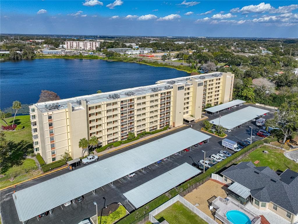 700 MIRROR TERRACE NW # 705, WINTER HAVEN, FL 33881