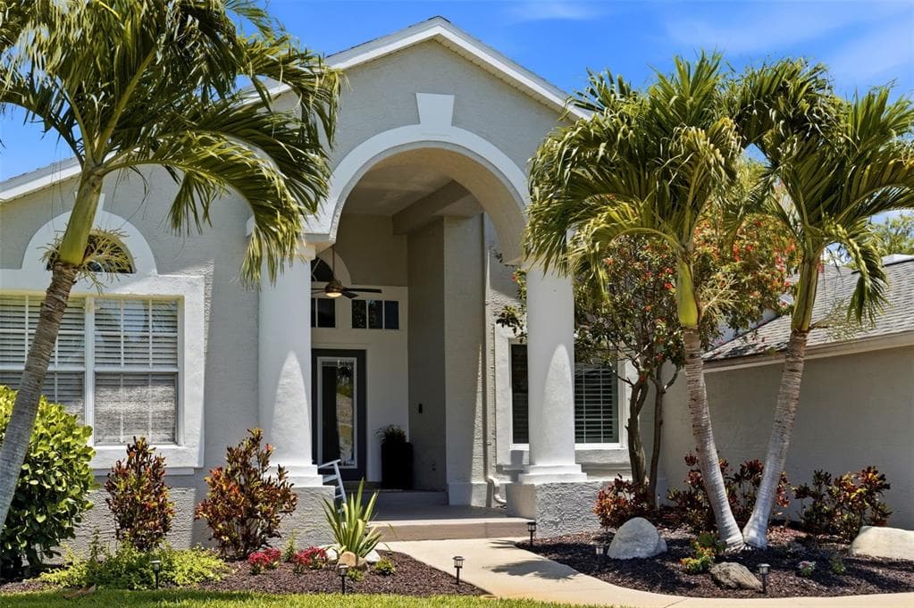 631 DE SOTO DRIVE, TIERRA VERDE, FL 33715