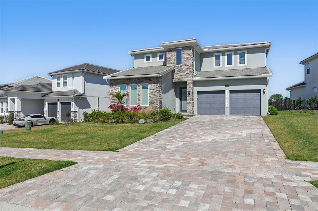 16008 VOLTERRA POINT, BELLA COLLINA, FL 34756