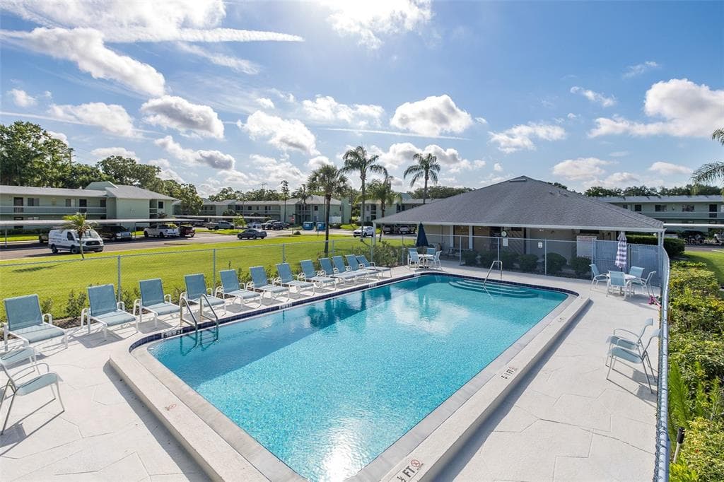 130 NANCY DRIVE # 37, OLDSMAR, FL 34677