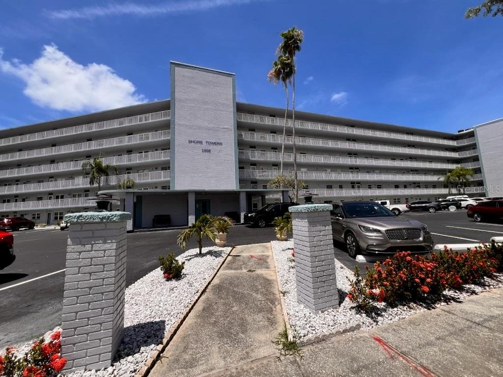 1868 SHORE DRIVE S # 607, SOUTH PASADENA, FL 33707