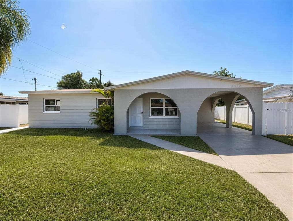 5612 LARIMER DRIVE, TAMPA, FL 33615