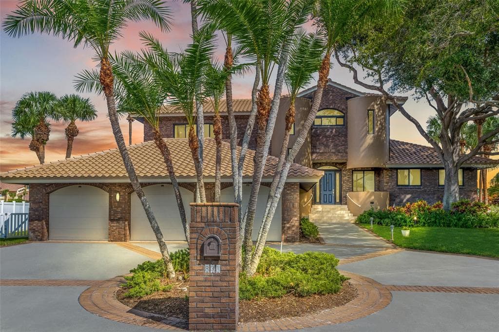 833 PONCE DE LEON DRIVE, TIERRA VERDE, FL 33715