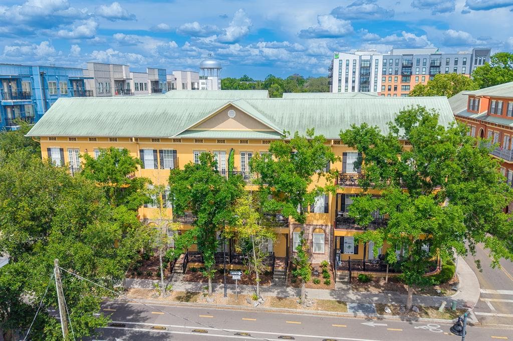 325 NW 14TH STREET # 205, GAINESVILLE, FL 32603