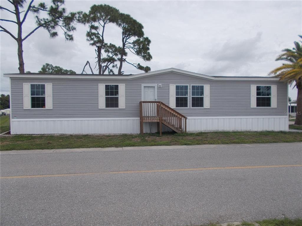 6803 AMOKO COURT, NORTH PORT, FL 34287