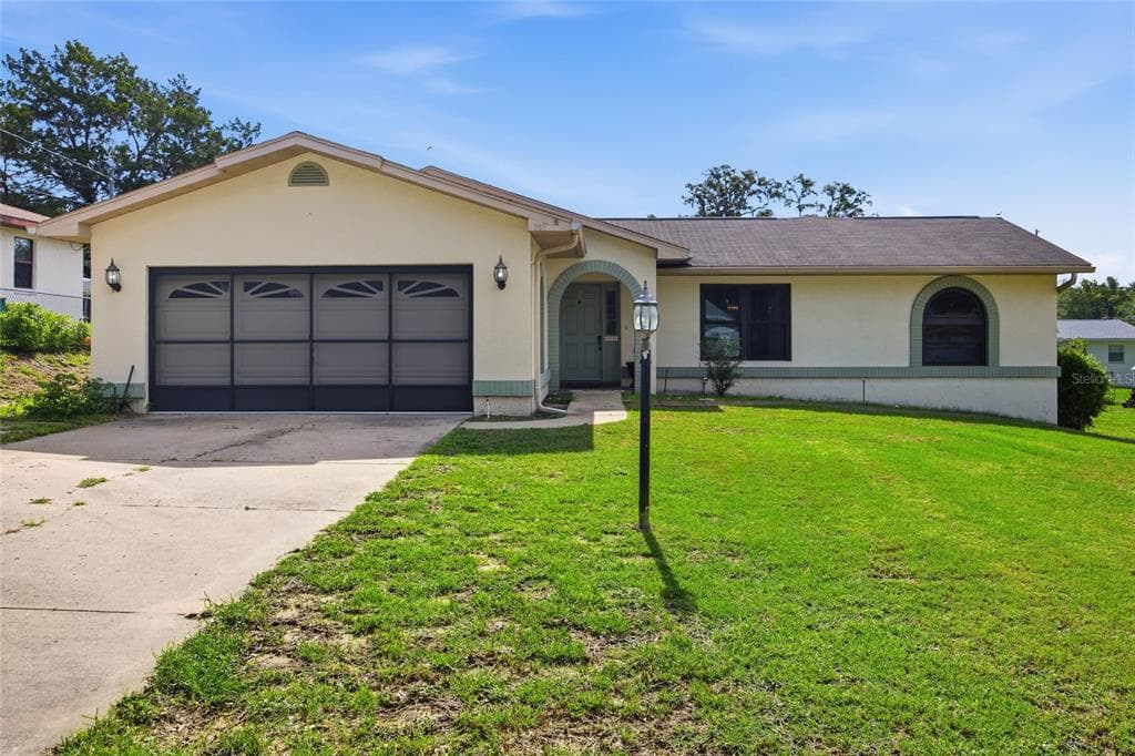 712 MAGNOLIA AVENUE, INVERNESS, FL 34452