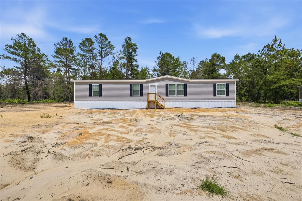 150 19TH STREET, INTERLACHEN, FL 32148