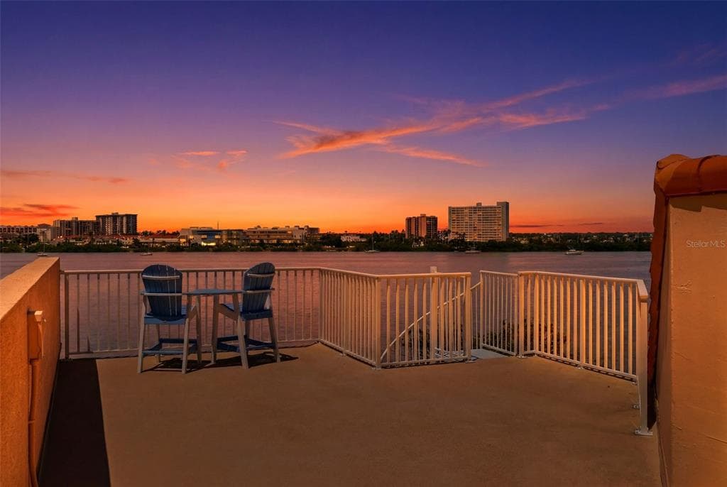 200 BRIGHTWATER DRIVE # 10, CLEARWATER BEACH, FL 33767
