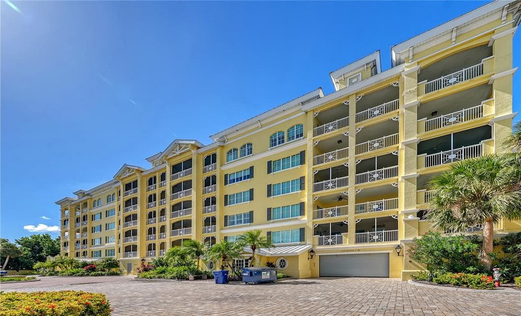 1308 OLD STICKNEY POINT ROAD # W32, SARASOTA, FL 34242