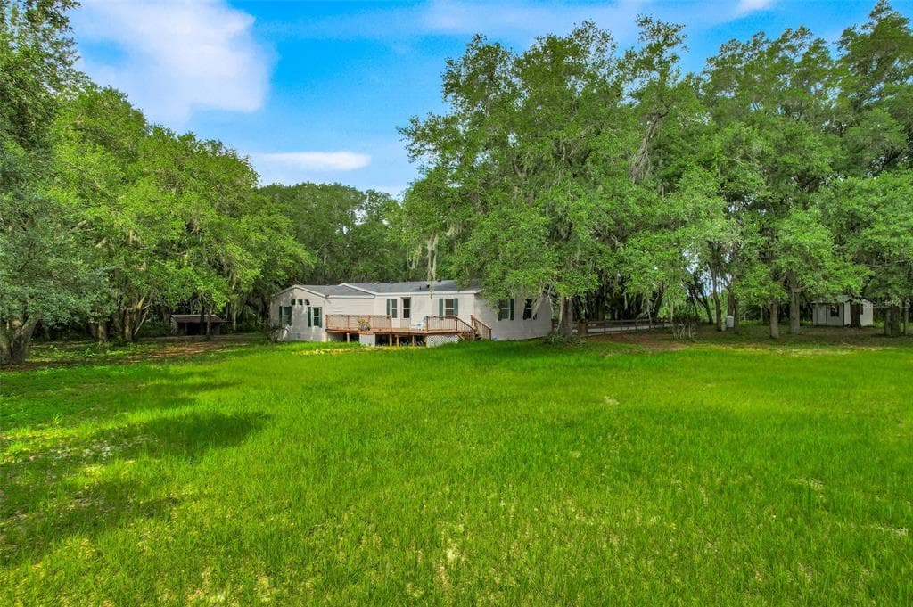 23449 THOMAS ALLEN ROAD, HOWEY IN THE HILLS, FL 34737