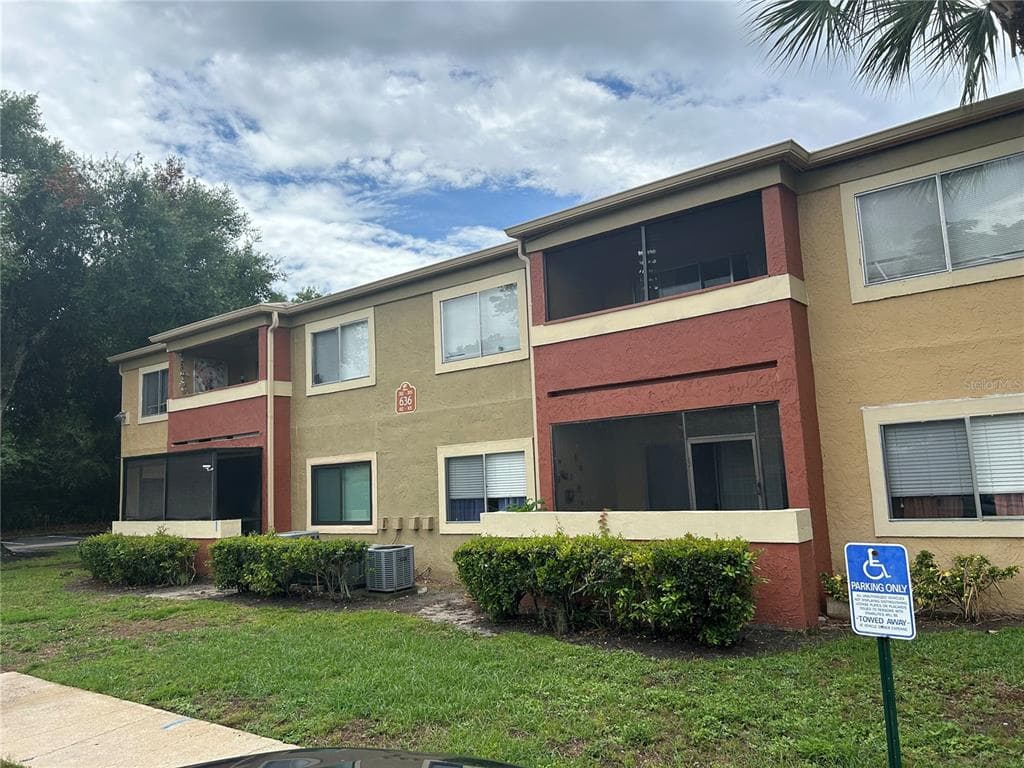 636 KENWICK CIRCLE # 105, CASSELBERRY, FL 32707