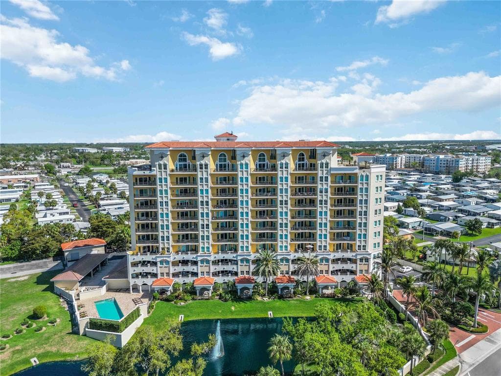 501 HABEN BOULEVARD # 704, PALMETTO, FL 34221