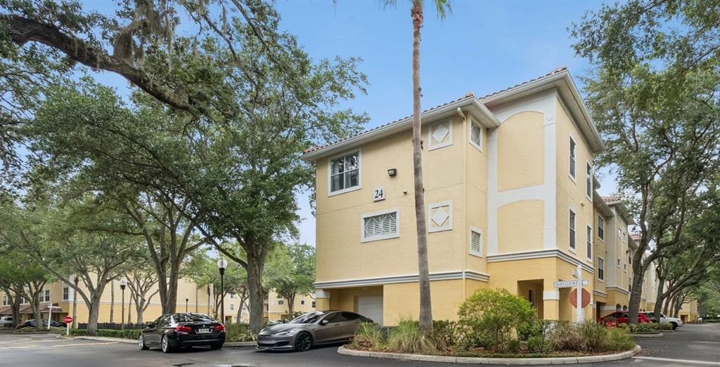 2401 LEGACY LAKE DRIVE # 2401, MAITLAND, FL 32751