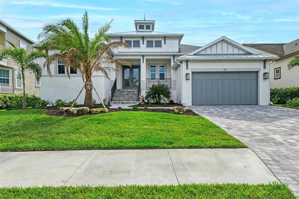 8211 37TH AVENUE CIRCLE W, BRADENTON, FL 34209