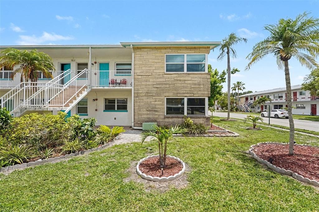 5855 18TH STREET N # 1, ST PETERSBURG, FL 33714