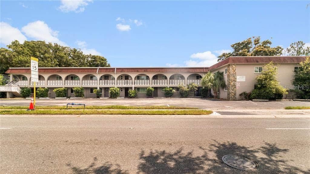 5900 22ND AVENUE N # 8, ST PETERSBURG, FL 33710