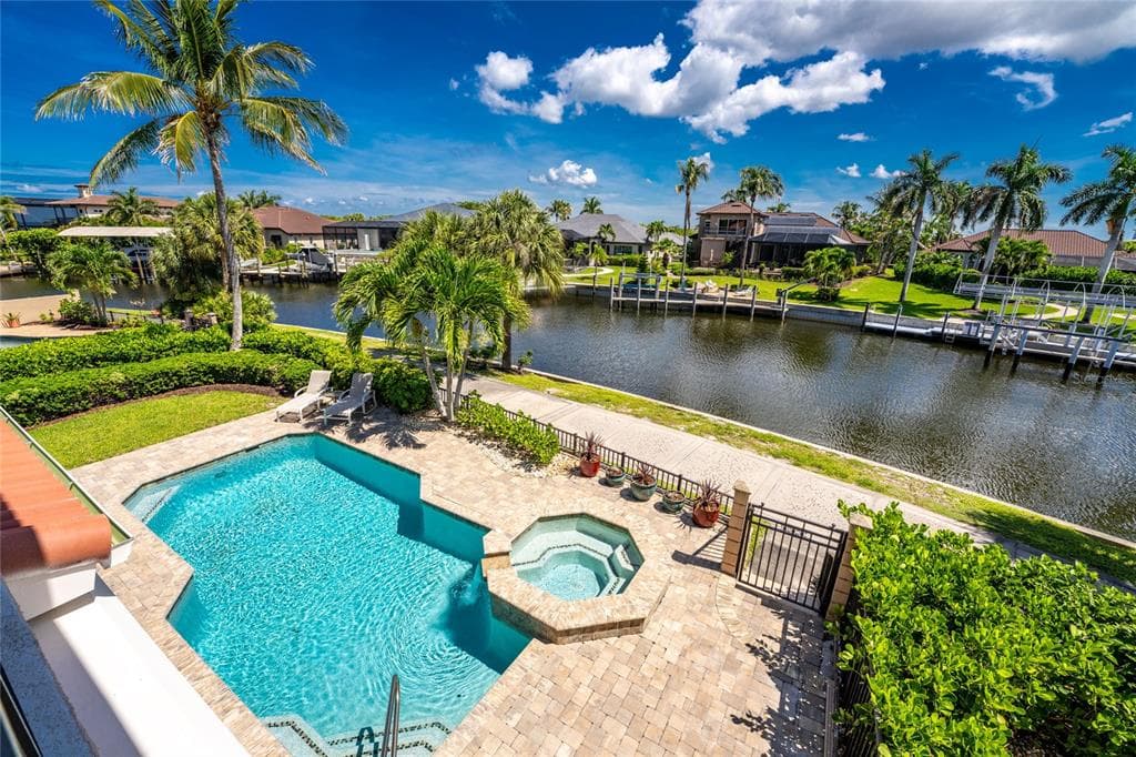 3341 SUNSET KEY CIRCLE, PUNTA GORDA, FL 33955