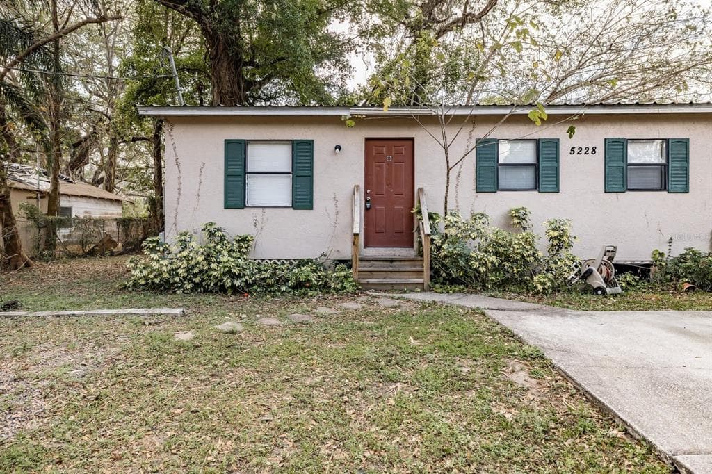 5228 CHERRY AVENUE # B, SEFFNER, FL 33584