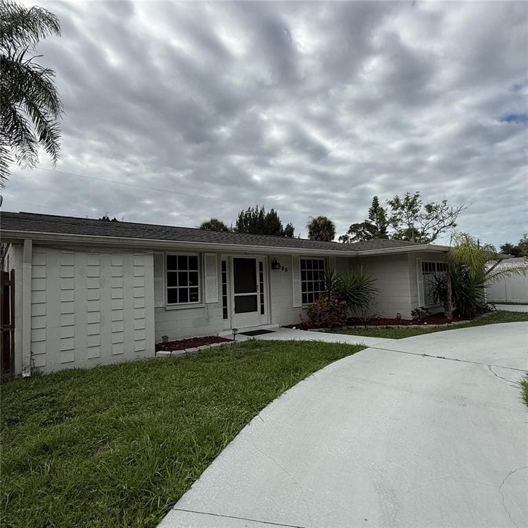695 ALLIGATOR DRIVE, VENICE, FL 34293