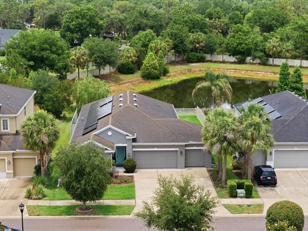 17735 BRIGHT WHEAT DRIVE, LITHIA, FL 33547