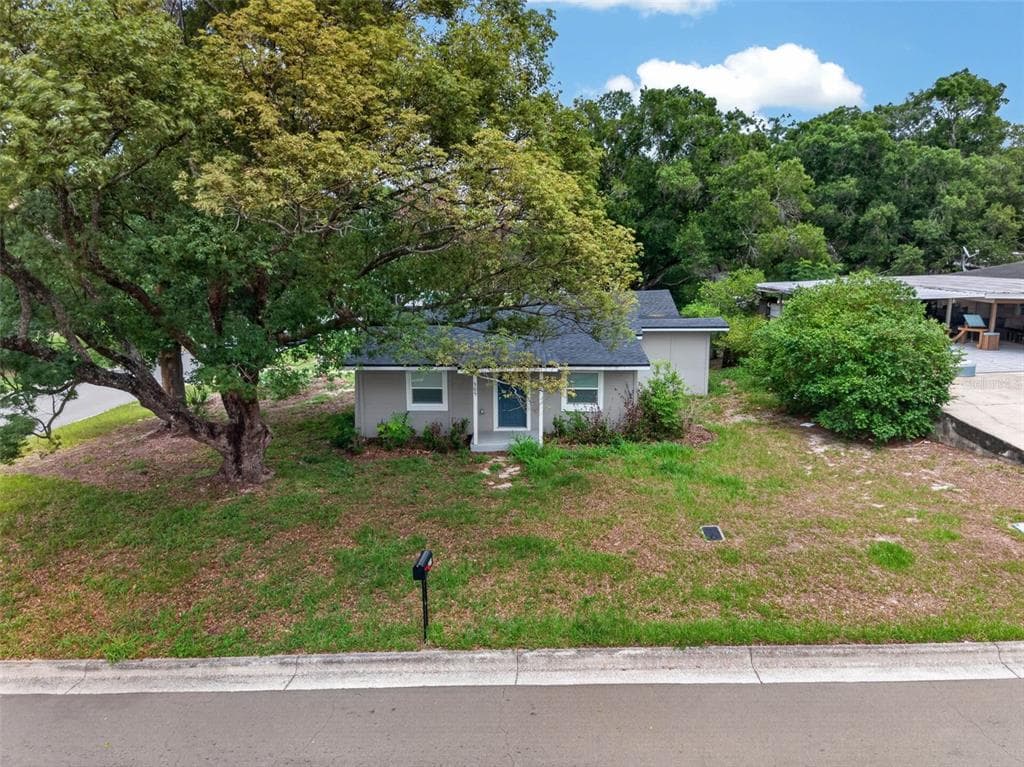 305 S SHARP STREET, LAKE WALES, FL 33853