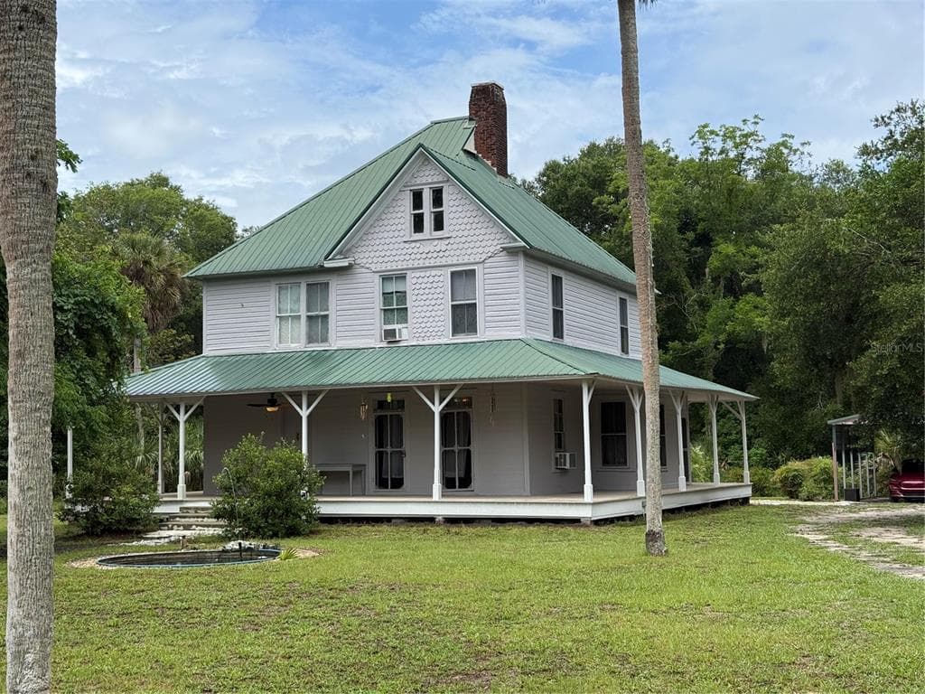 110 N VOLUSIA AVENUE, PIERSON, FL 32180