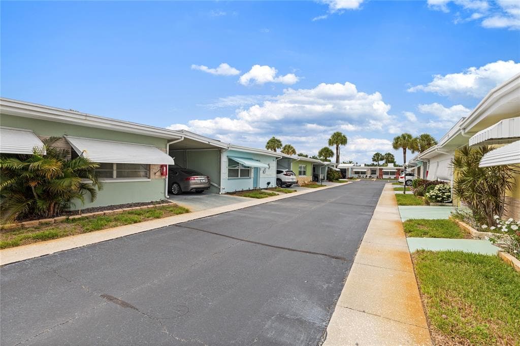 250 ROSERY ROAD NW # 280, LARGO, FL 33770
