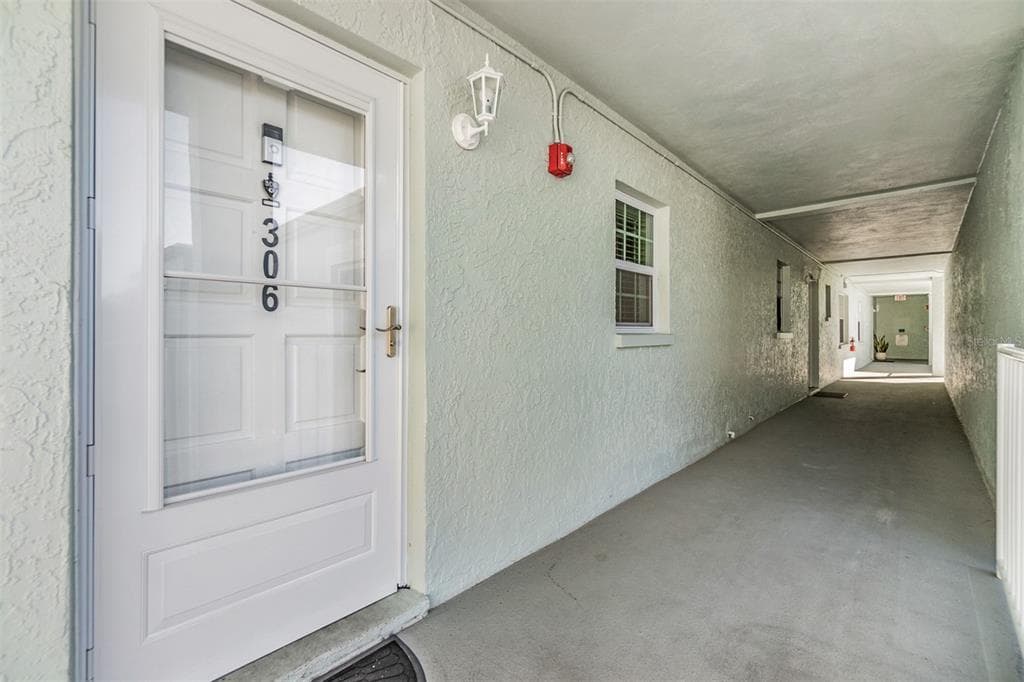 701 POINSETTIA ROAD # 306, BELLEAIR, FL 33756