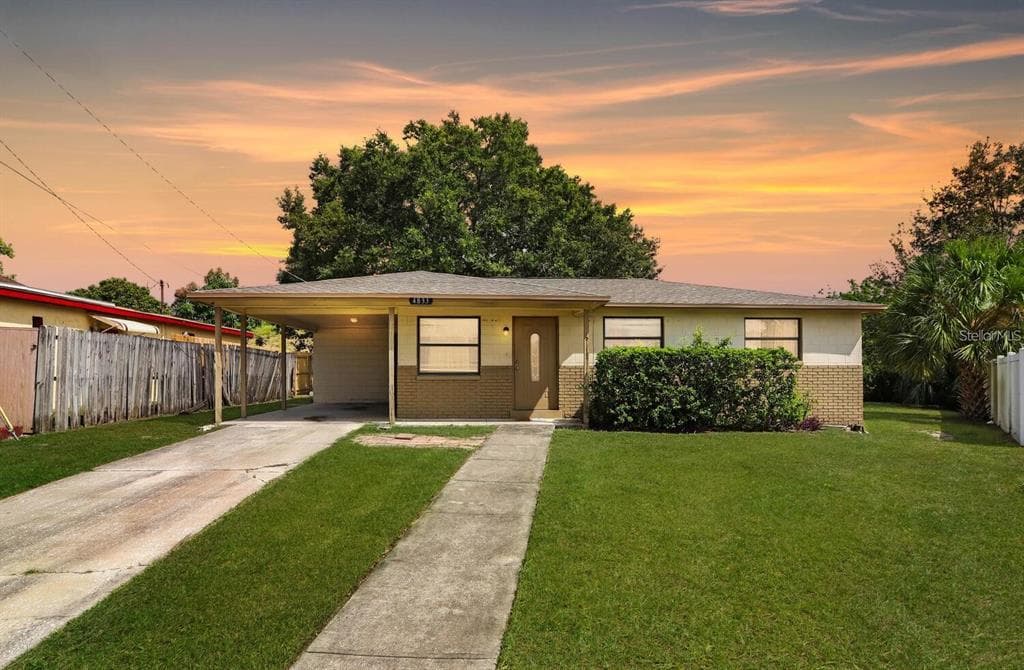 4833 ASHLAND DRIVE, TAMPA, FL 33610
