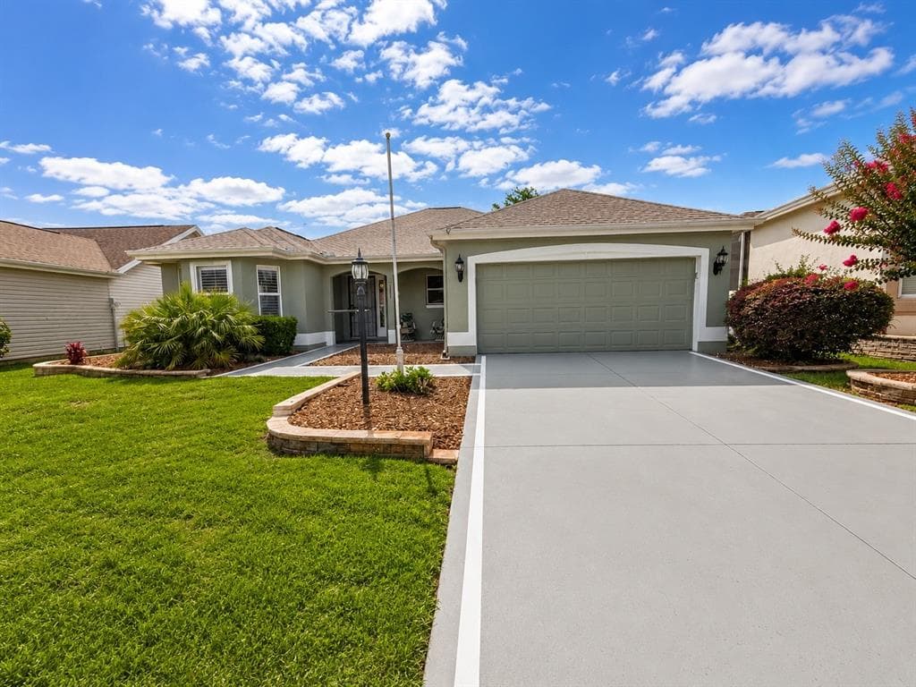 1211 CABELLA CIRCLE, LADY LAKE, FL 32159