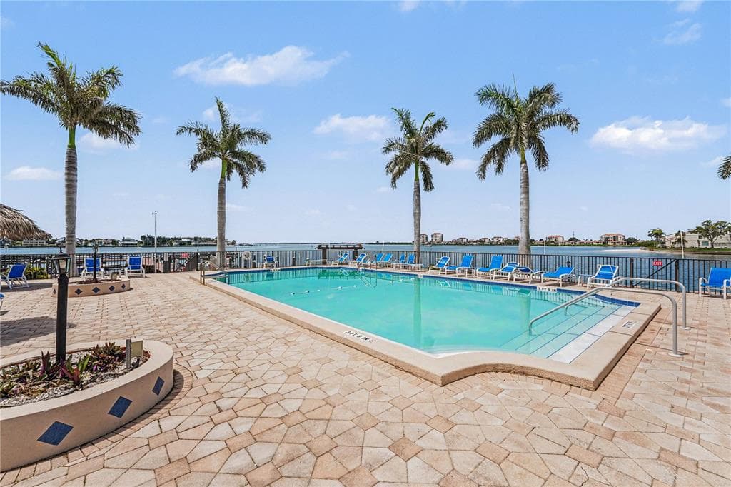 5200 BRITTANY DRIVE S # 1301, ST PETERSBURG, FL 33715