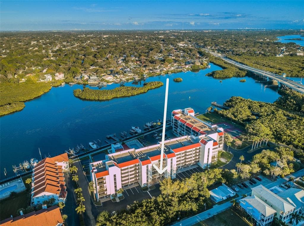 19111 VISTA BAY DRIVE # 304, INDIAN SHORES, FL 33785
