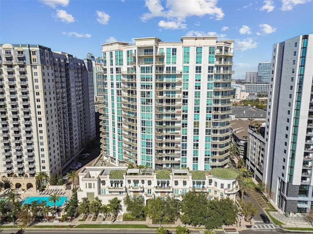 450 KNIGHTS RUN AVENUE # 1501, TAMPA, FL 33602