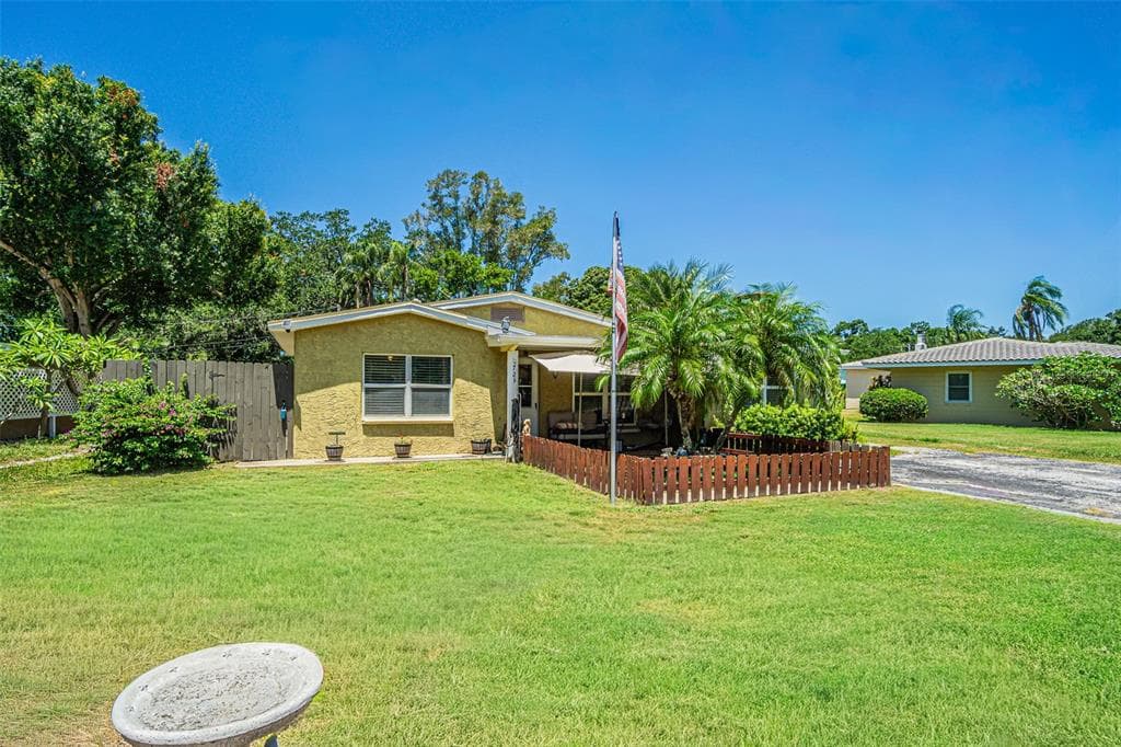 721 OLEANDER WAY S, SOUTH PASADENA, FL 33707