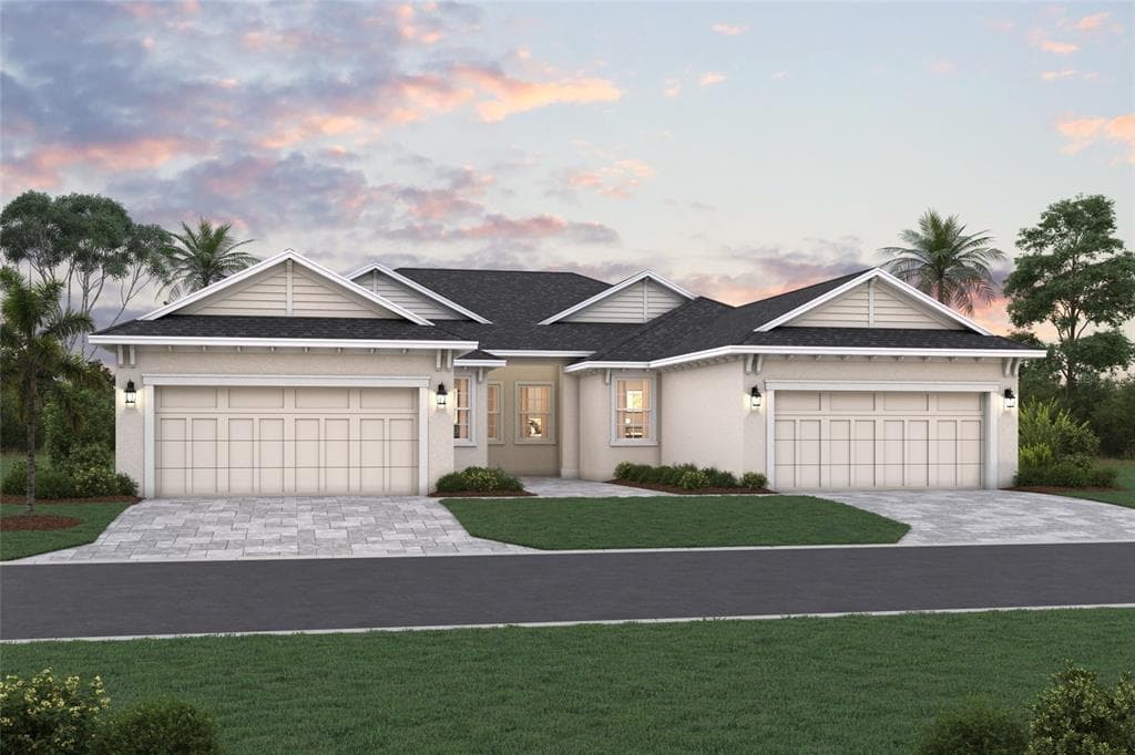 8239 FAIRCHILD AVENUE, BRADENTON, FL 34210