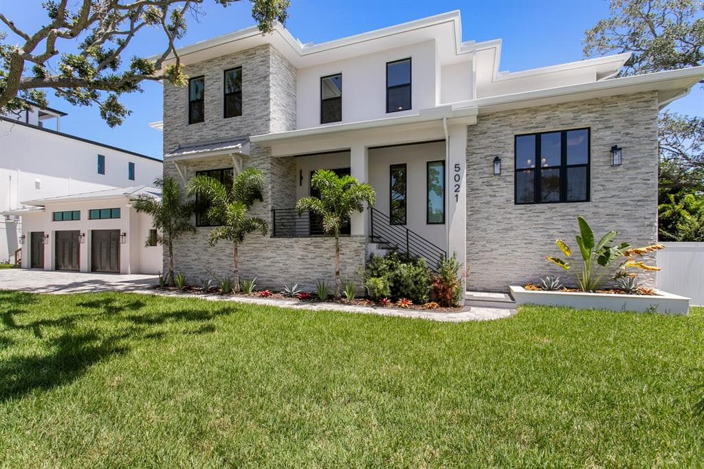 5021 W LEONA STREET, TAMPA, FL 33629