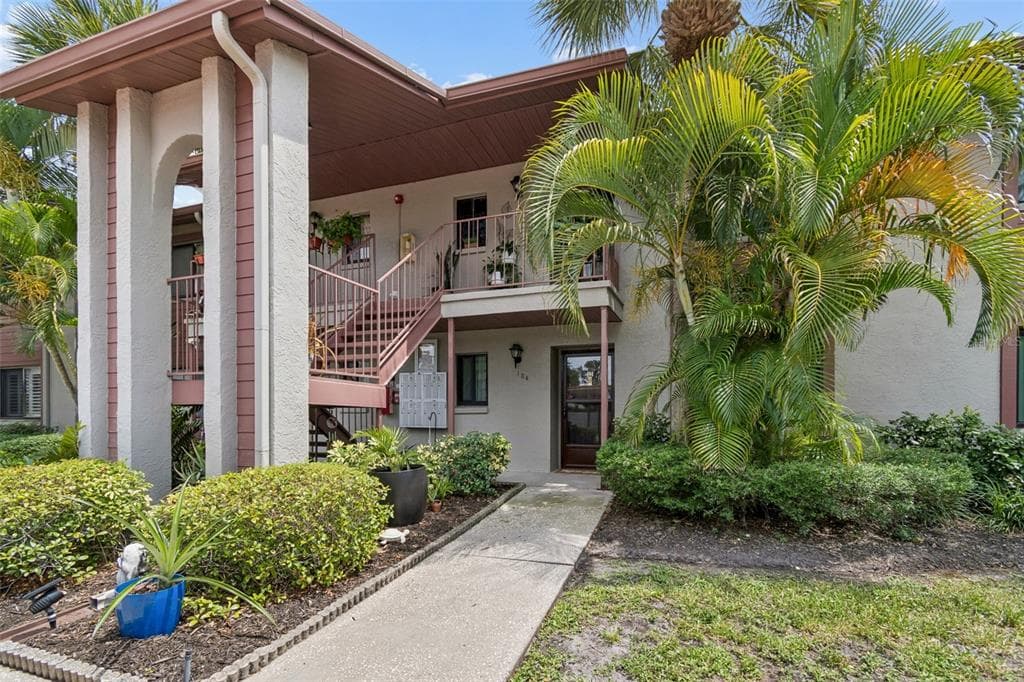 723 83RD AVENUE N # 104, ST PETERSBURG, FL 33702