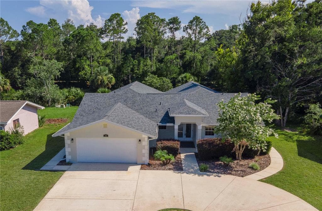 10 BLYTH PLACE, PALM COAST, FL 32137