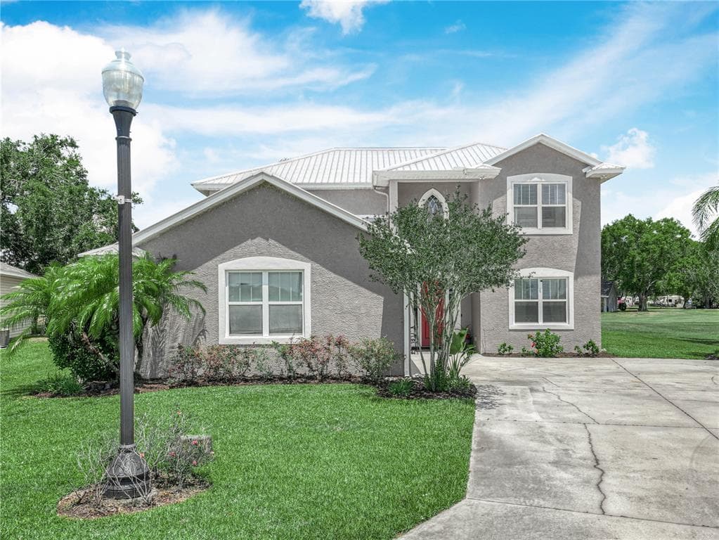 2910 FAIRWAY, BOWLING GREEN, FL 33834