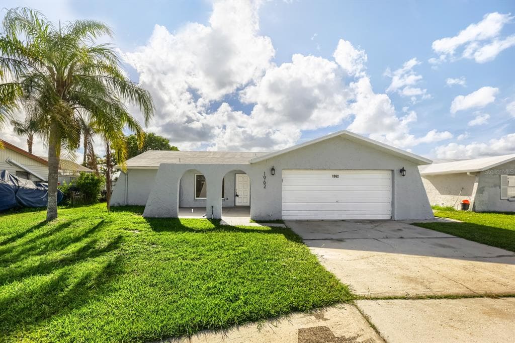 1962 SOCIETY DRIVE, HOLIDAY, FL 34691