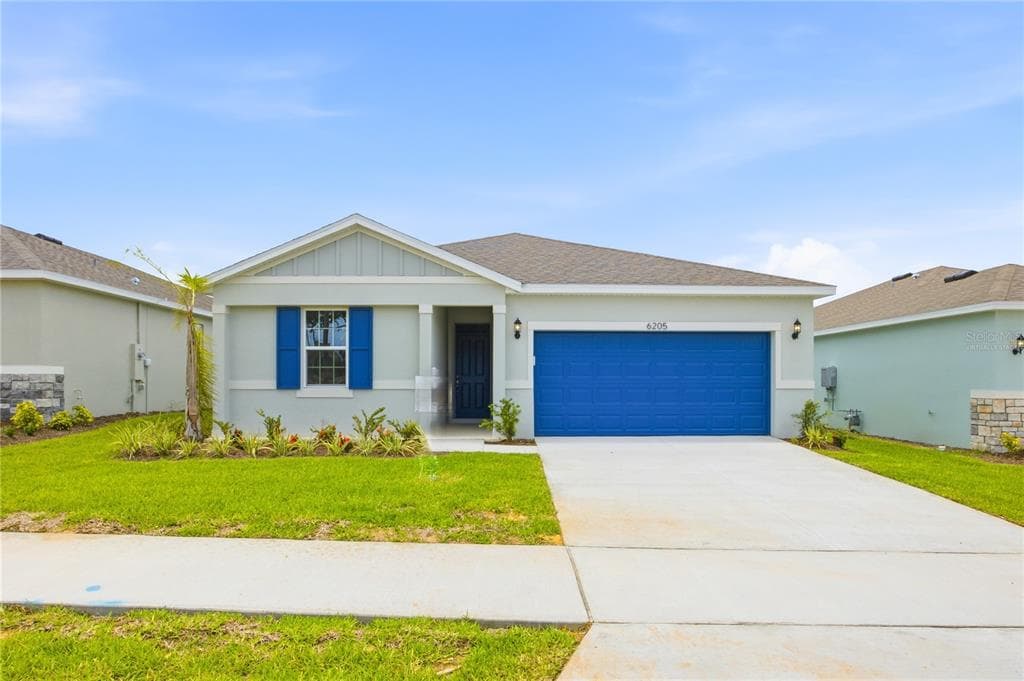 6205 SANDERS GROVE CIRCLE, OKAHUMPKA, FL 34762