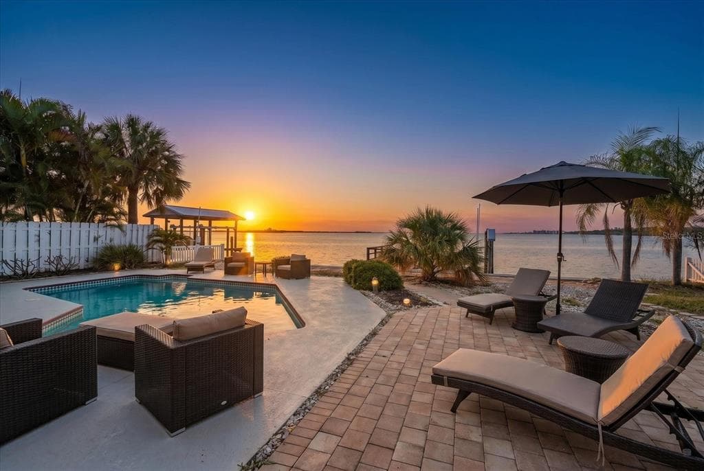 1854 VENETIAN POINT DRIVE, CLEARWATER, FL 33755