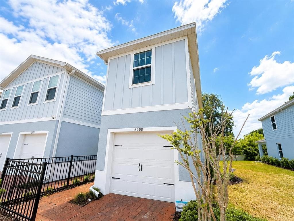 2008 EDISON POINTE BOULEVARD, SOUTH DAYTONA, FL 32119