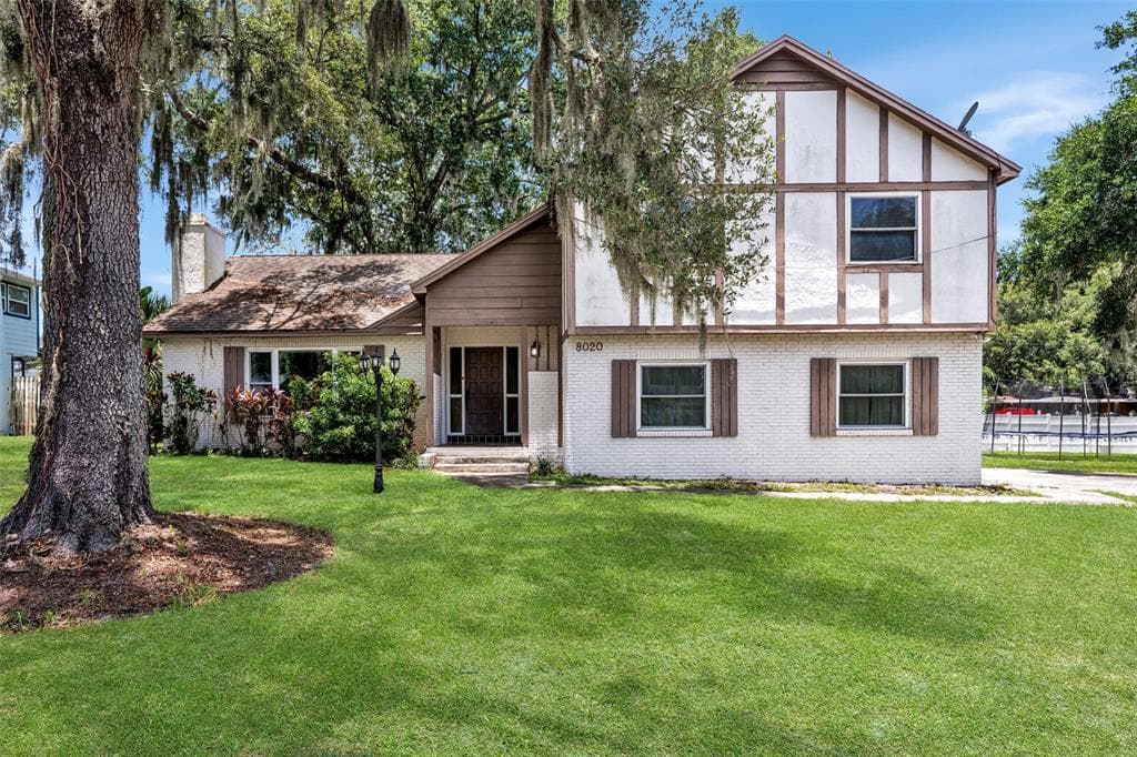 8020 TIERRA VERDE DRIVE, TAMPA, FL 33617