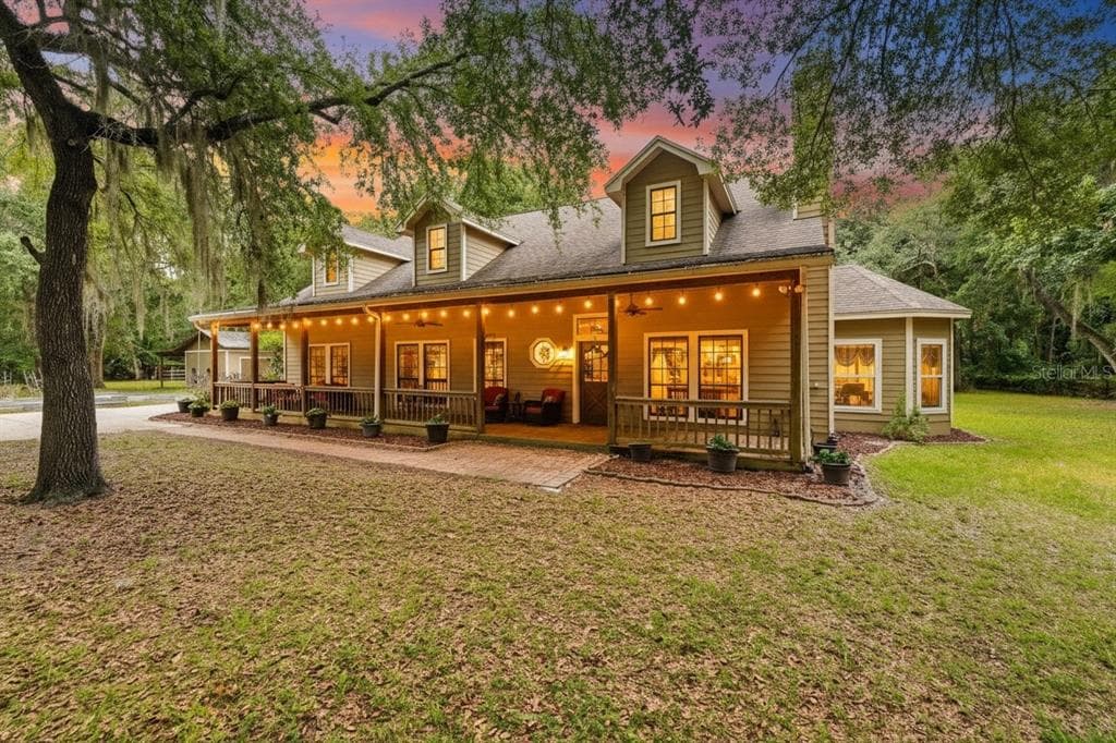 381 N JUNGLE ROAD, GENEVA, FL 32732