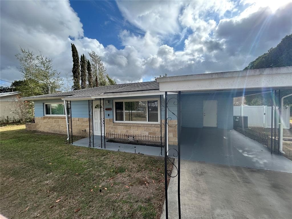 21570 SW RAINTREE STREETS, DUNNELLON, FL 34431