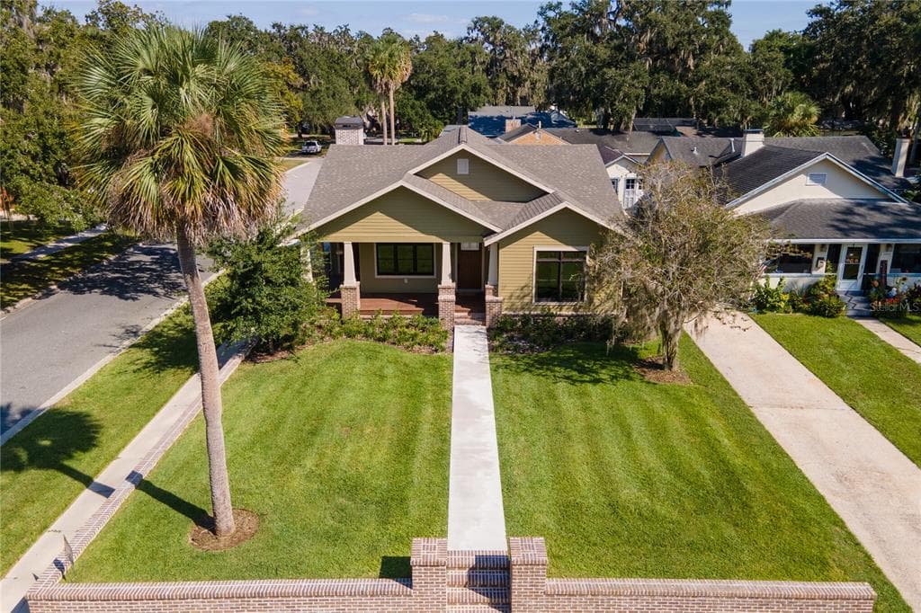 1000 S 9TH STREET, LEESBURG, FL 34748